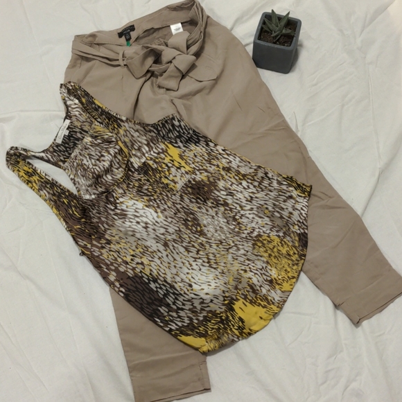 Paperbag pleated pants - Picture 1 of 4